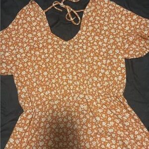 Floral Tie-Back shirt